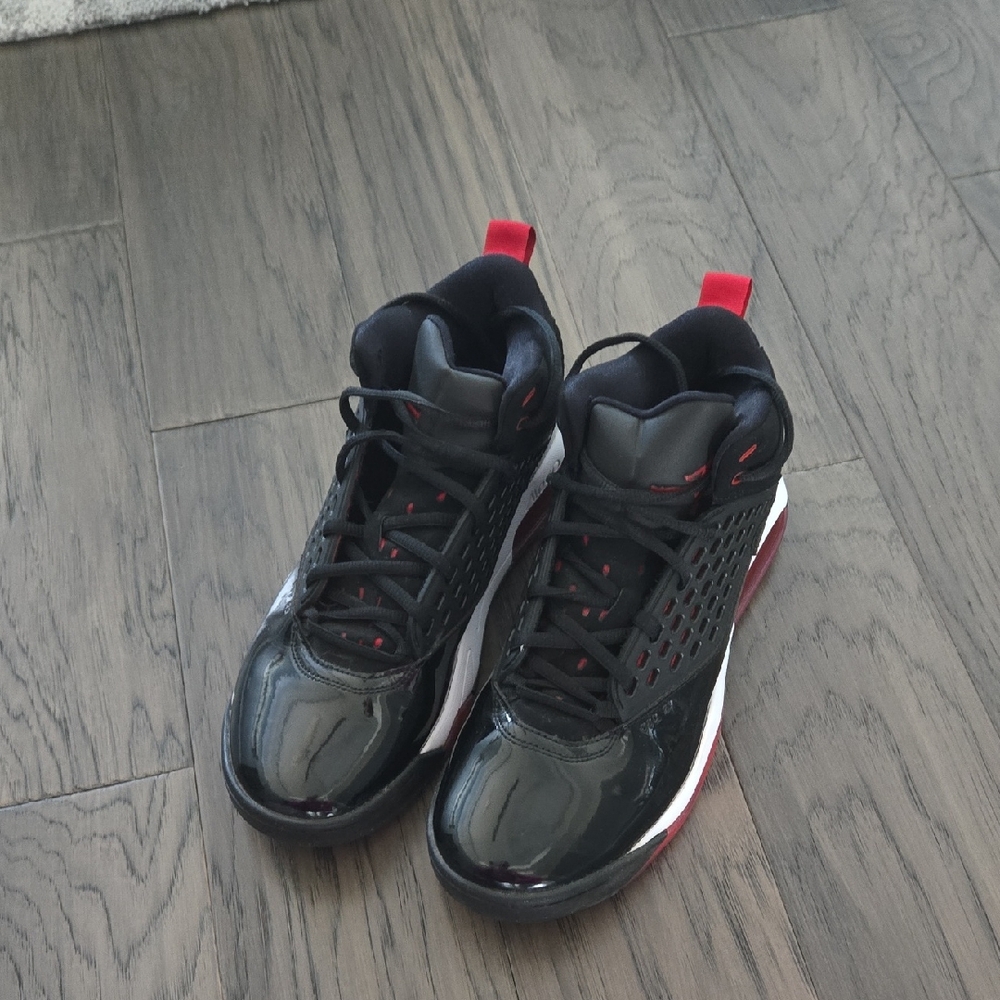 Air Jordan Sneakers Black and Red